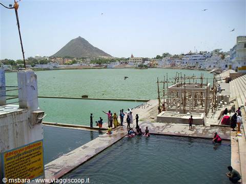 il lago sacro di Pushkar