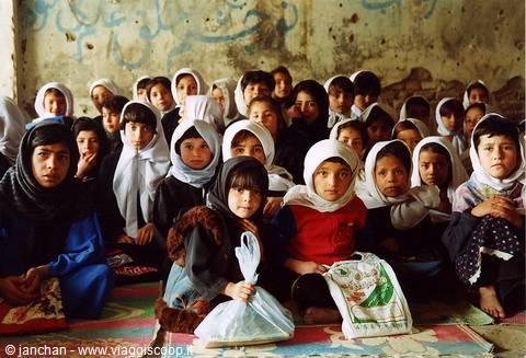tutti in classe, Kabul 2004