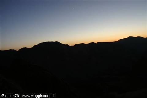 The magic of the Sinai night (to strictly appreciate through do by yourself formula) 