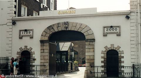 L'entrata della fabbrica della Guinness, Dublin