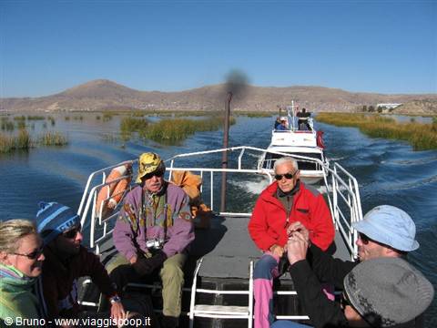 Navigazione sul Lago Titicaca