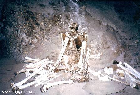 A mummy on Tunupa Volcano base