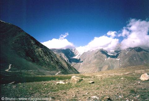 Panorama dal Kunzum Pass
