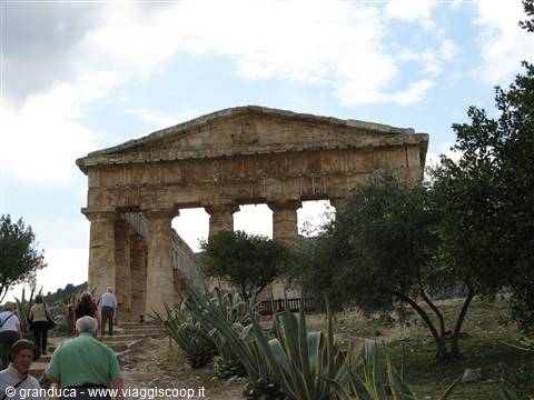 Segesta : il tempio solitario