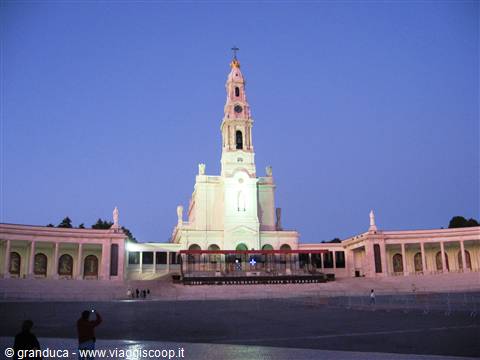 Fatima : la Basilica di Nostra Signora della Pace