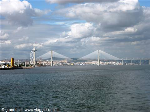 inizio del Ponte Vasco de Gama