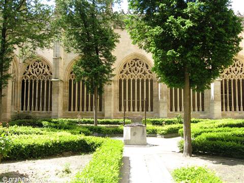 Segovia :il chiostro della cattedrale