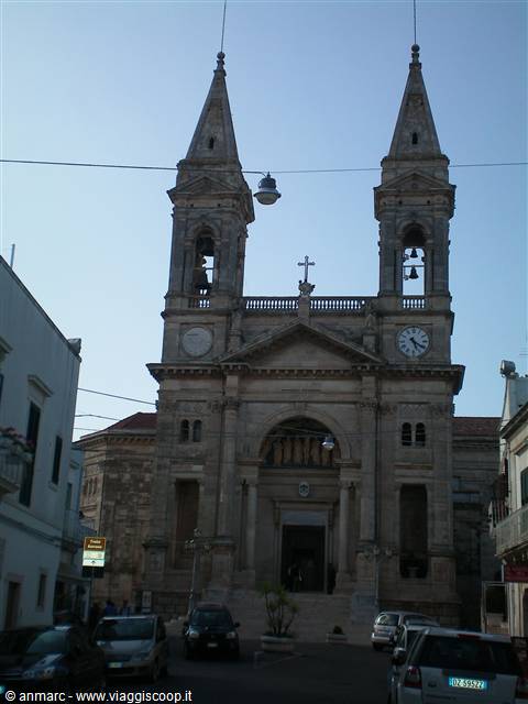 chiesa di S. Damiano e Cosimo a Alberobello