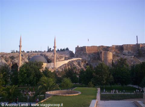 Sanli Urfa, la rocca Mamelucca e la Moschea