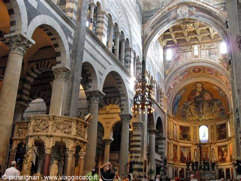 interno del Duomo di Pisa