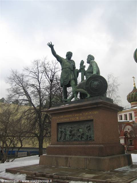 Monumento agli eroi nazionali K.Minin e D. Pozharsky