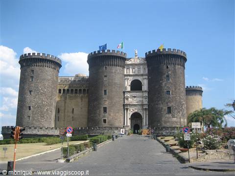 Castel Novo, detto il "Maschio Angioino"