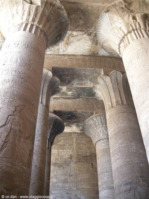Tempio di Edfu 