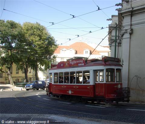 Lisbona vecchio tram