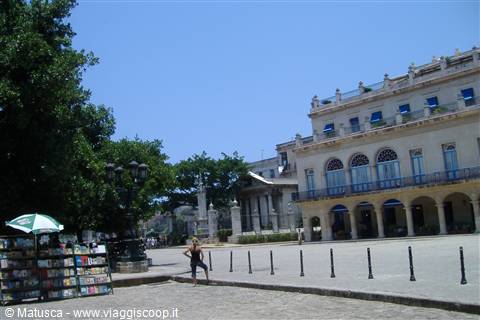 Plaza dev Armas con El Templete