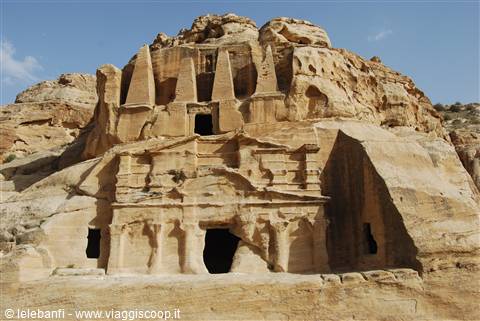 Giordania - Petra - Tomba dell'Obelisco