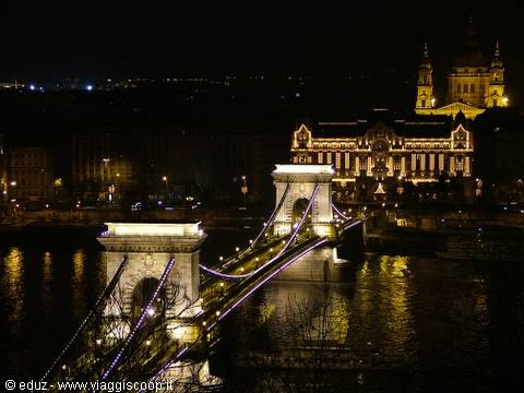 Budapest by night - Il ponte delle catene