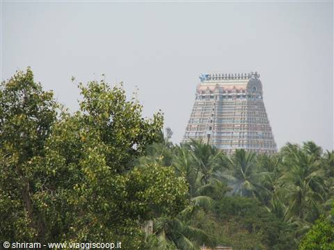 La Torre gigantesco del Templo di Srirangam