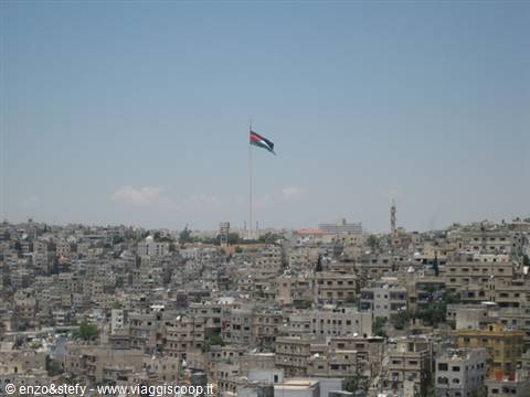  La bandiera più grande del mondo Amman