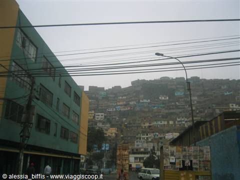 le "case" alla periferia di Lima
