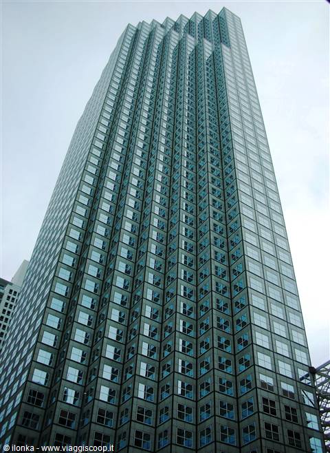 un grattacielo della downtown