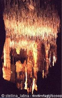 Grottes de Cougnac (Payrignac) stalattiti - da internet