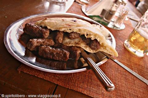 Cevapcici di Sarajevo, polpettine oblunghe di carne, molto gustose!