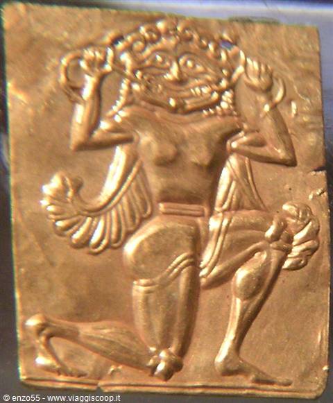 Himera - placchetta d'oro con "Gorgone"