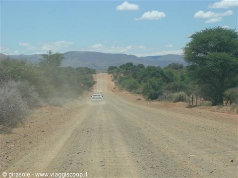 strada sterrata x raggiungere la Witsand Reserve