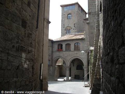 Viterbo quartiere medievale San Pellegrino