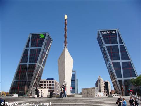 Plaza de Castilla-Puerta d'Europa