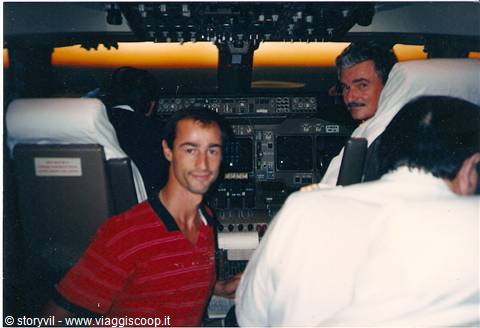 in cabina pilotaggio B 747 UTA