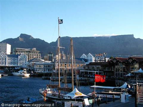 Cape Town: Waterfront con la Table Mountain