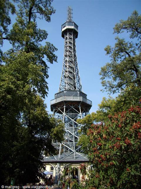 Torre di Petrin