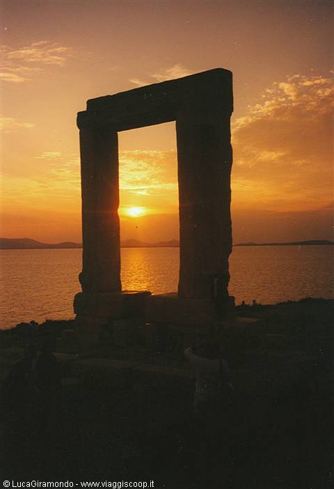 Naxos - Chora (Tramonto alla Portara)