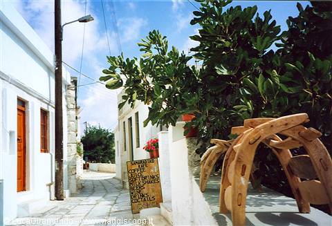 Naxos - Apíranthos