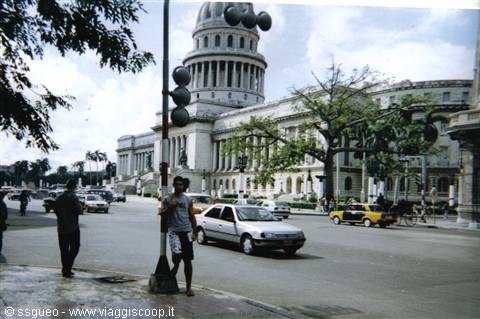 El Capitolio Nacional - Havana