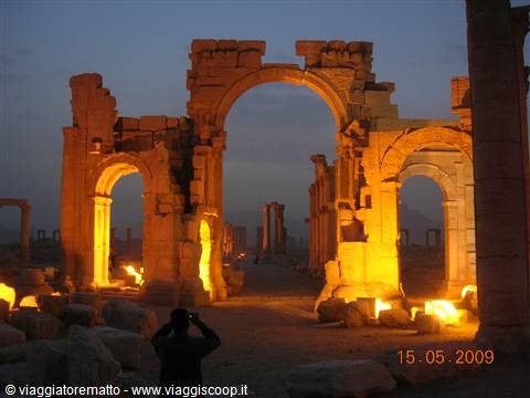 Palmyra - in notturna