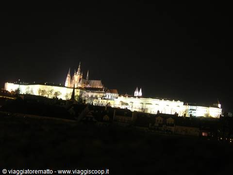Praga - castello in notturna