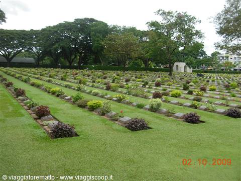Kanchanaburi - cimiterro di guerra