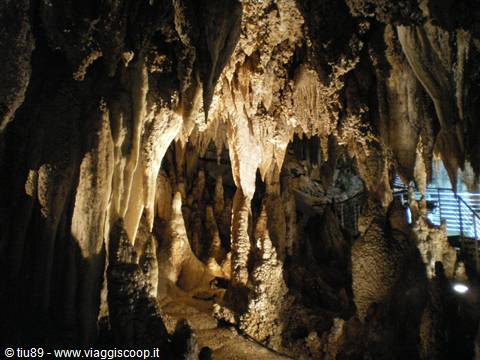 stalagmiti e stalattiti