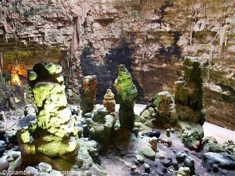  	 04-01 - Castellana Grotte