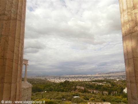 veduta dall'ingresso (Propilei) dell'Acropoli