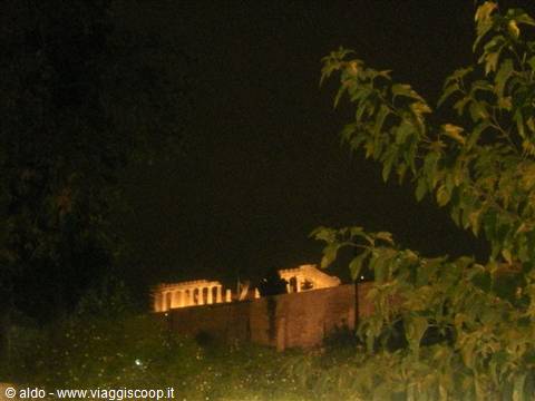 Acropoli by night