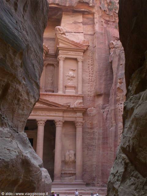 "Il Tesoro" a Petra (scorcio dal suk)