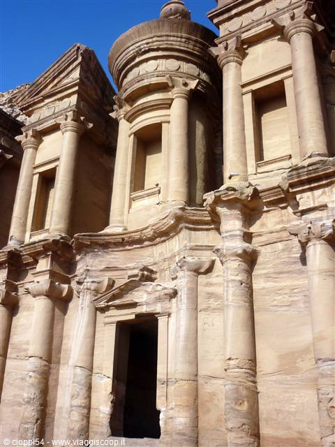 Petra Monastero El Deir