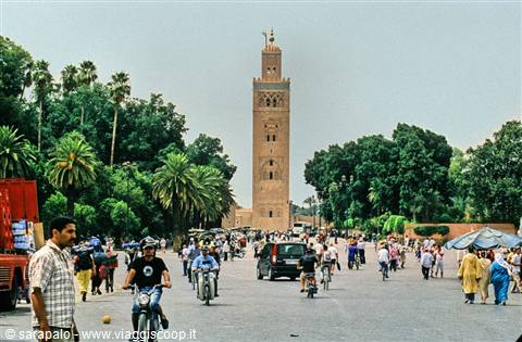 Tour, Viaggi , vacanze é aventure in Marocco www.radoin-saharaexpeditions.com