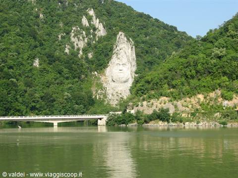 Danubio: Porte di Ferro, Testa di  Decebalo