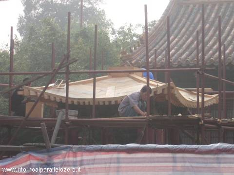 Workers employed during roof's rebuilding