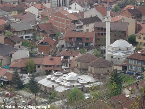 Prizren: veduta della moschea e dell'hamam cittadino